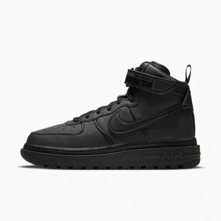 BOTA NIKE AIR FORCE 1 PRETO/PRETO
