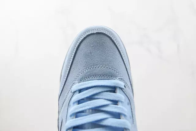 AIR JORDAN 5 RETRO BLUEBIRD (IMPORTADOS)