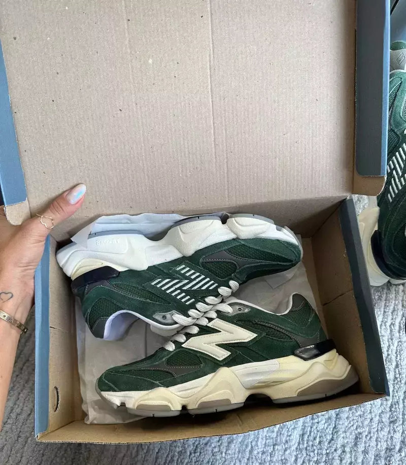 New Balance 9060 Green