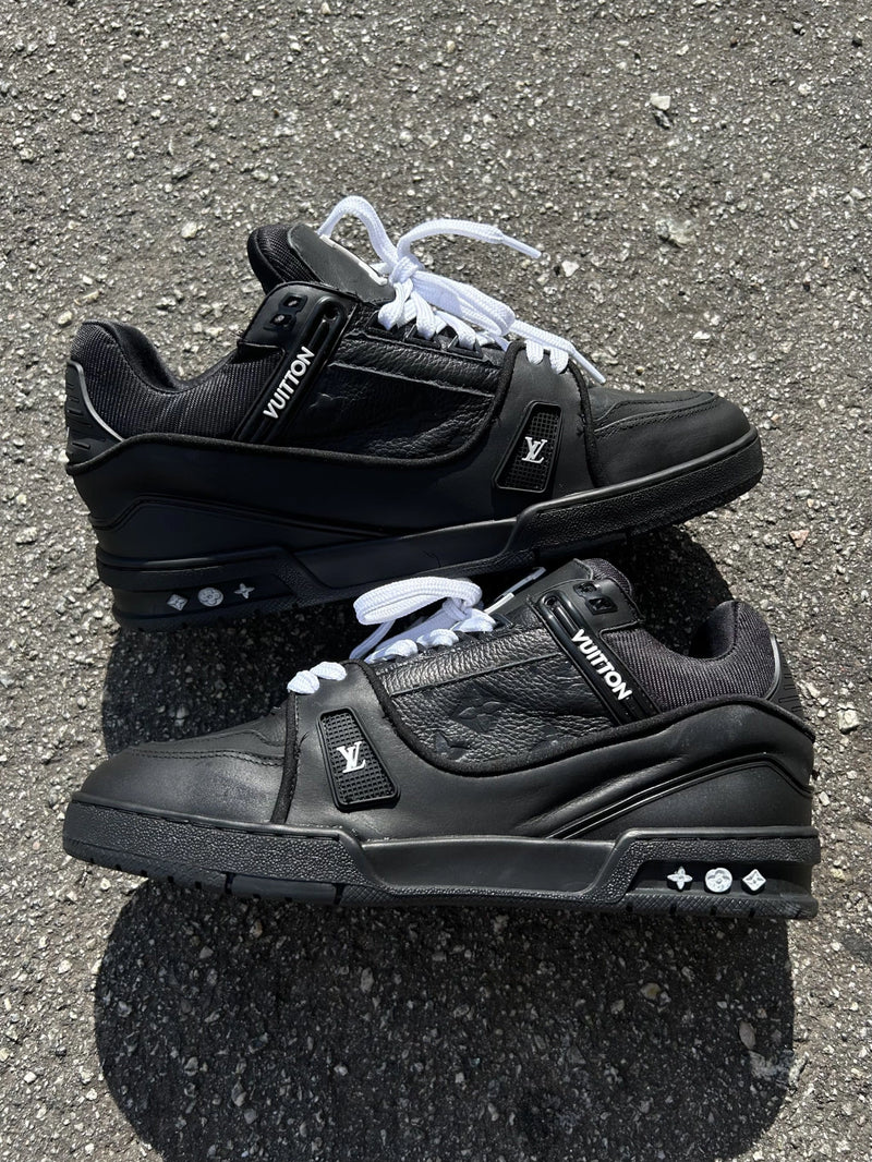 Louis Vuitton Full Black (PREMIUM)